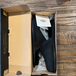 UGG NWT Male Scuff Leisure Slide Slippers | Size 9